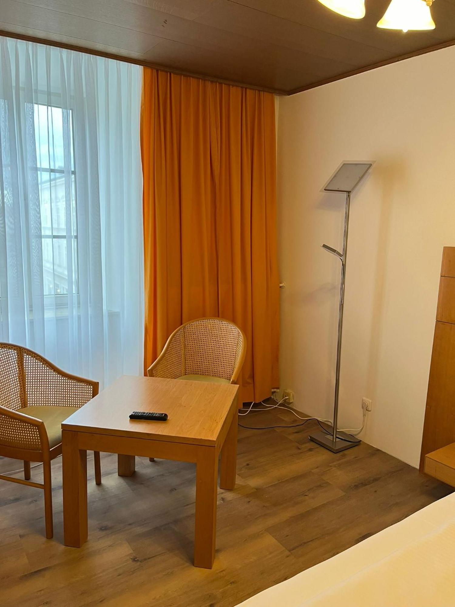 City Hotel Post 20 브라우나우 암 인 외부 사진